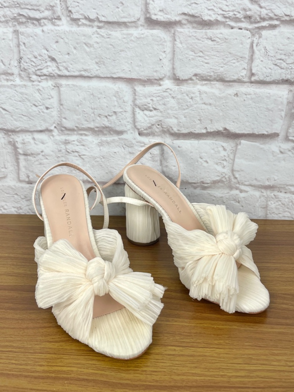 Loeffler Randall Camellia Pearl Fabric Bow Ankle Strap Heels Size 6 - Picture 2 of 9